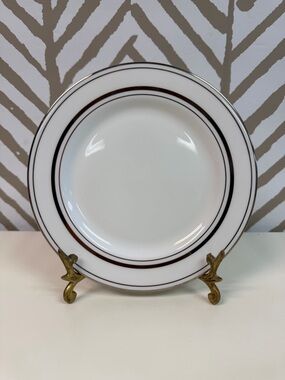 NWT Kate Spade Library Lane Platinum White & Silver Butter Plate